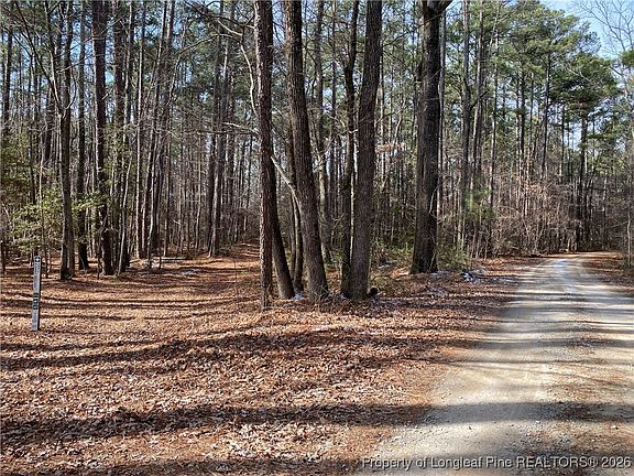 5th image of Breezeway Ln