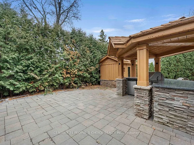 2250 Kenbarb Rd — Photo 43