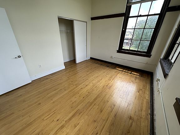 3rd image of 1710 Bruce Ave #208