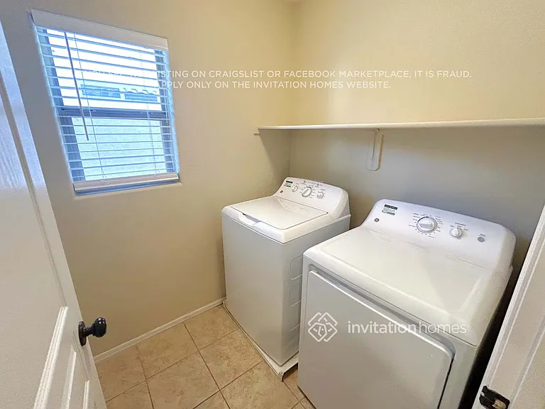1744 E Joseph Way — Photo 20