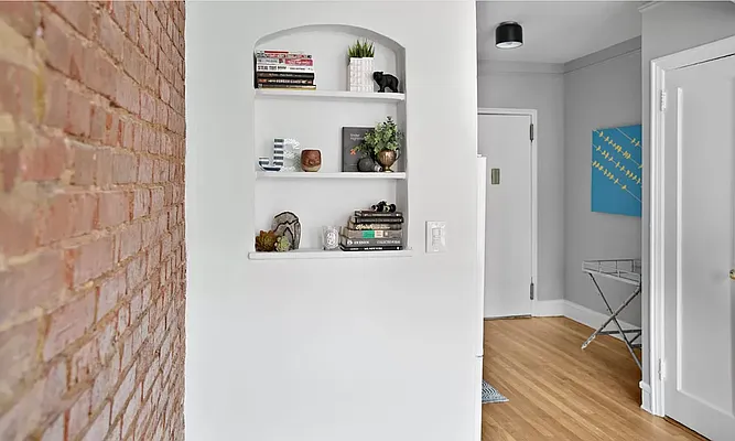 Rented by Compass | media 12