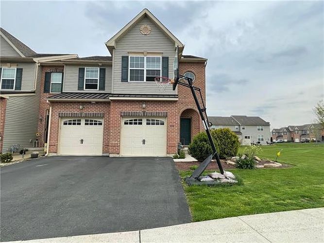 1st image of 674 Mulberry Dr
