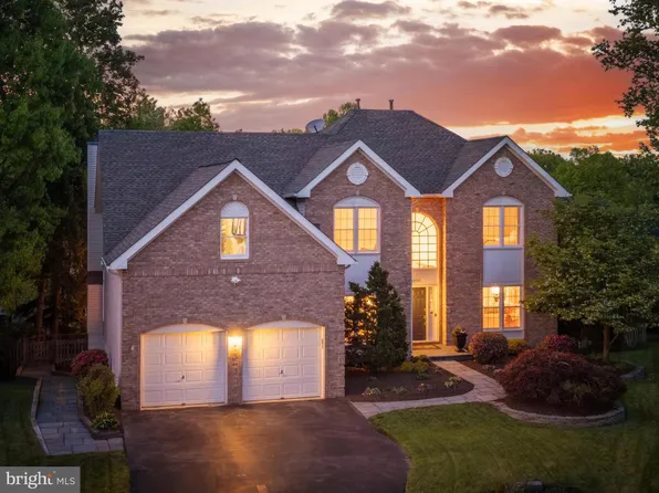 12537 Ridgegate Dr, Herndon, VA 20170