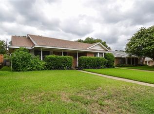 2027 Sandy Ln, Irving, TX 75060