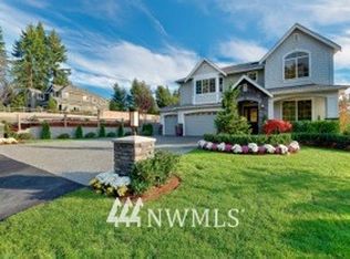LOT 13737 Three Southeast St #10, Bellevue, WA