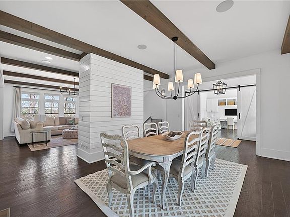 5th image of 554 Gables Run