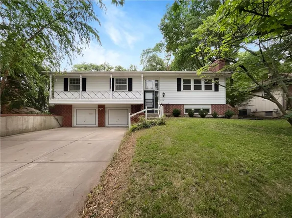 119 W 104th Ter, Kansas City, MO 64114