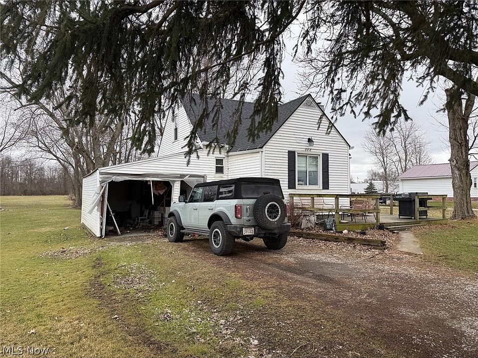 1st image of 888 Beal Rd