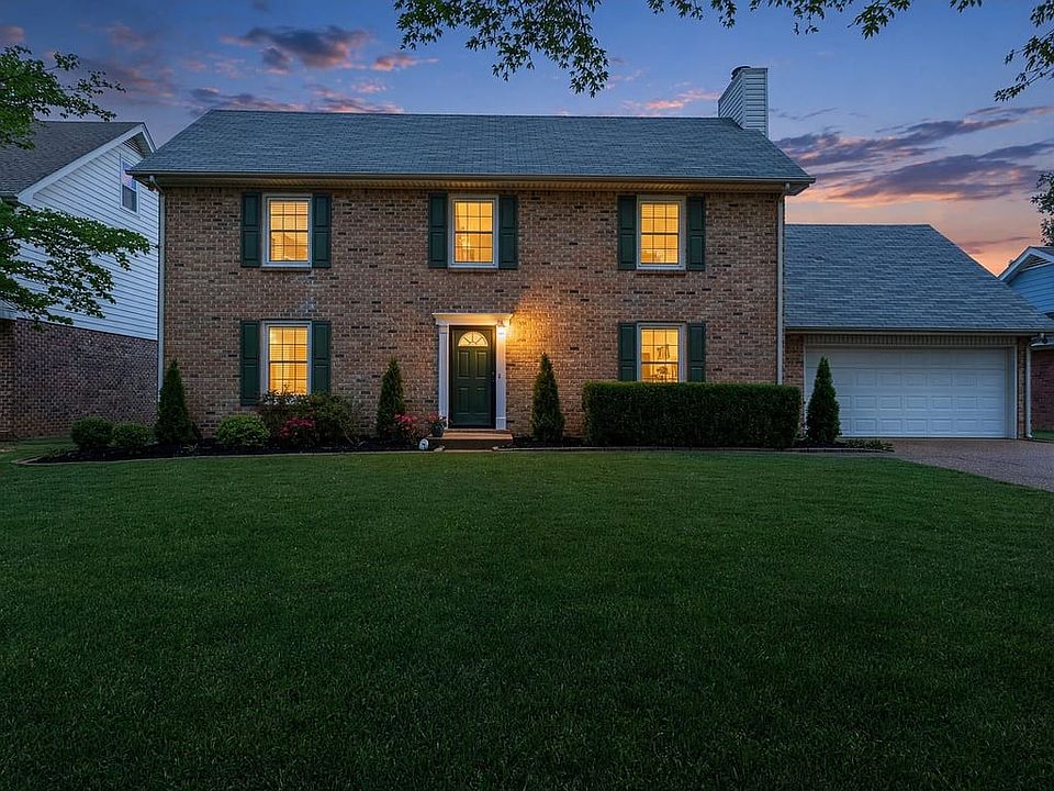 1st image of 609 Sugartree Ln