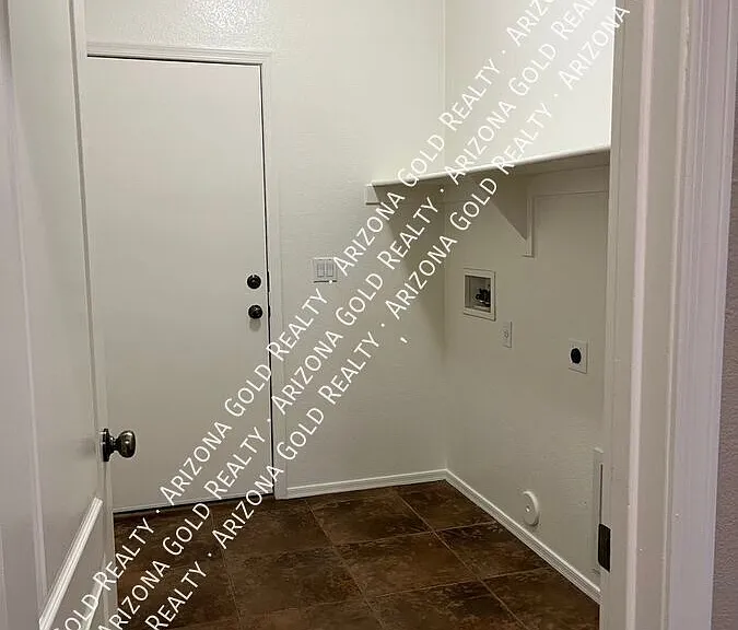 44171 W Adobe Cir — Photo 24