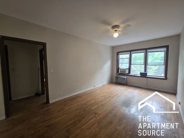 2837 W Cullom Ave APT 2, Chicago, IL 60618