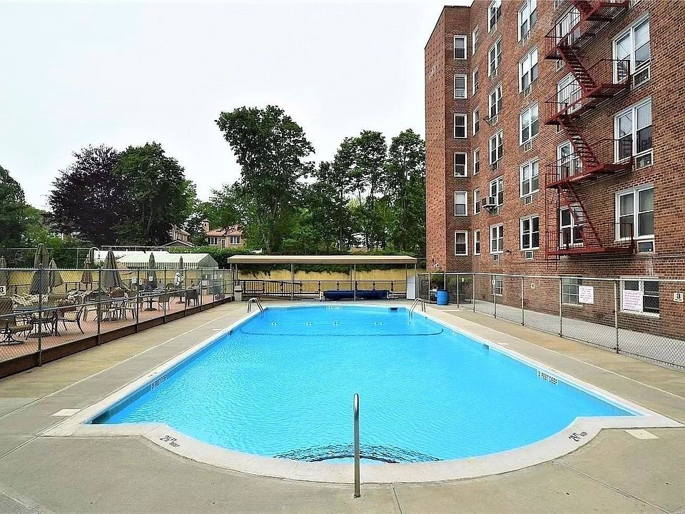 5440 Little Neck Pkwy Parkway UNIT 4F, Little Neck, NY 11362 MLS