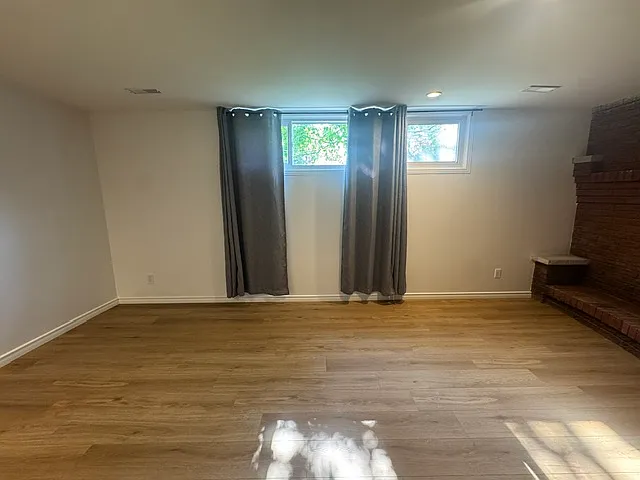 182 Lynnbrook Cres #2 — Photo 20