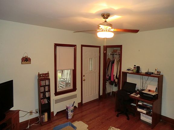 5th image of 21 N Shannon Ave