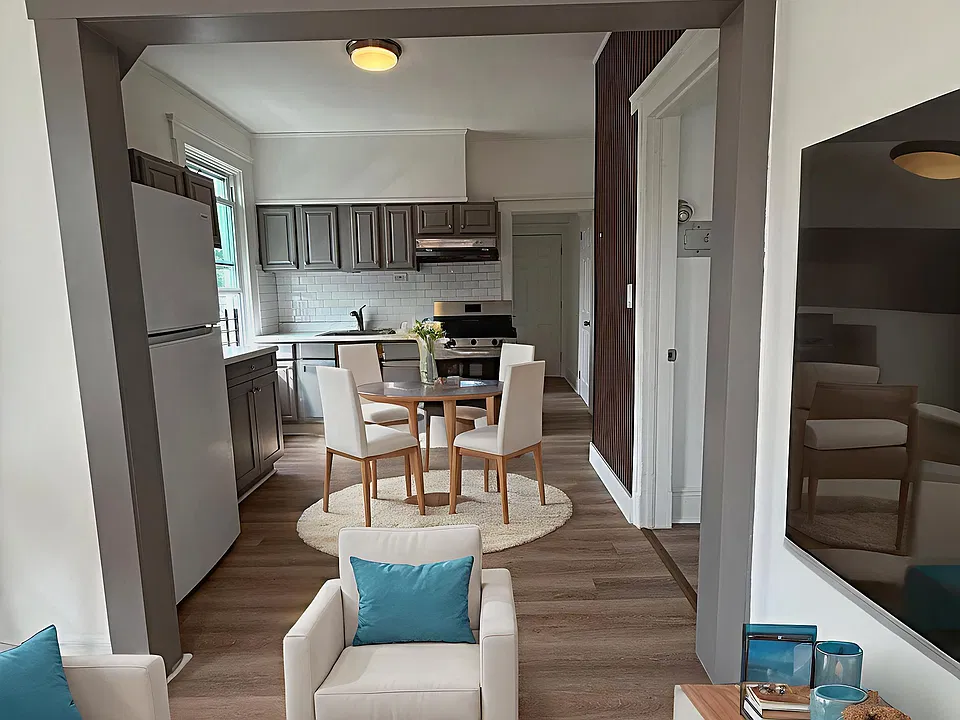 342 E Westfield Ave #2