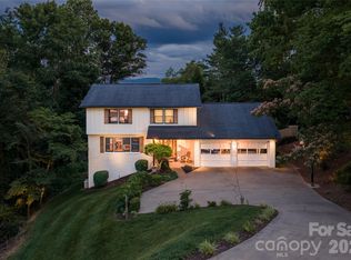 24 Audubon Dr, Asheville, NC 28804
