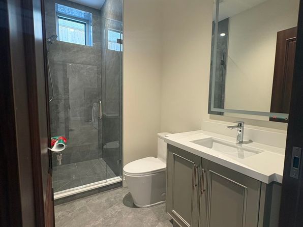 2 bedroom rental in Vancouver — photo 3