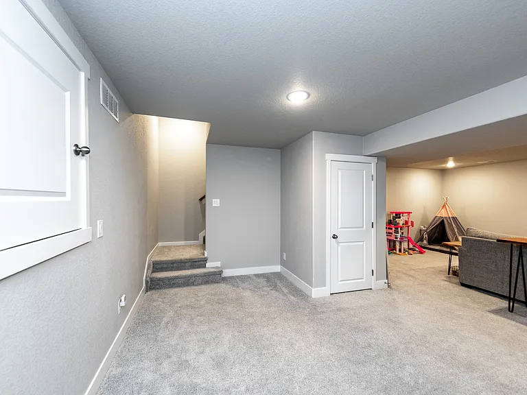 7877 Buffalo Horn Dr — Photo 15