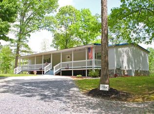 1154 Deer Ridge Ln, Thaxton, VA 24174