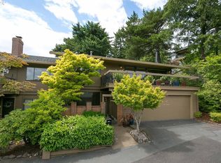 51 Condolea Ct, Lake Oswego, OR 97035