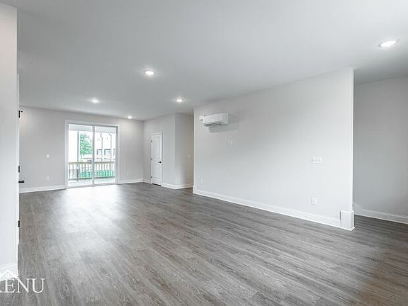5th image of 5687 Sofias Cir