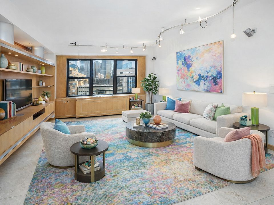 1st image of 150 E 56th St APT 10E