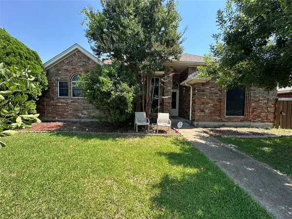1412 Paula Ln, Mesquite, TX 75149