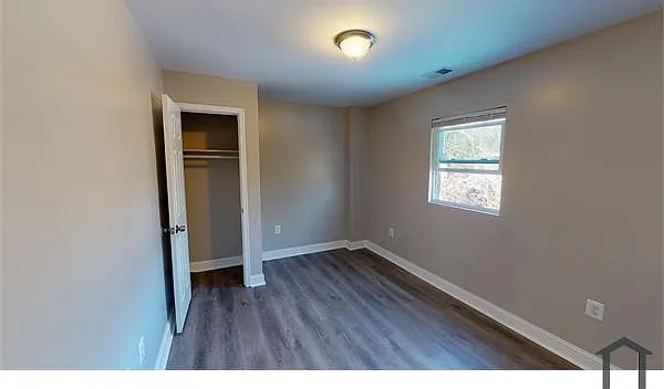 3 bed, $2,549 — Photo 3