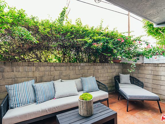 5th image of 2428 28th St APT 1