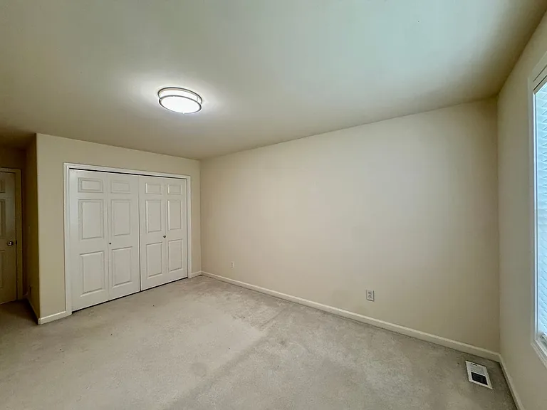 8310 NE 187th Way — Photo 12