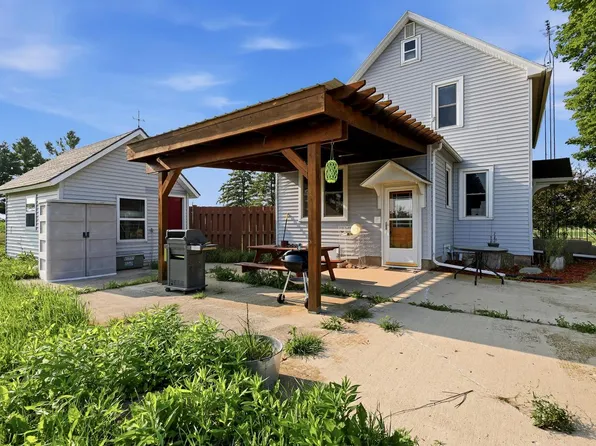 9817 Old 151 ROAD, Manitowoc, WI 54220