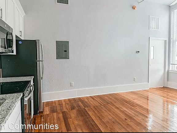 5th image of 1090 10th St N #13730228