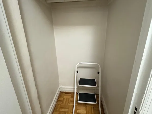 1053 East 13th Street image 7 of 23