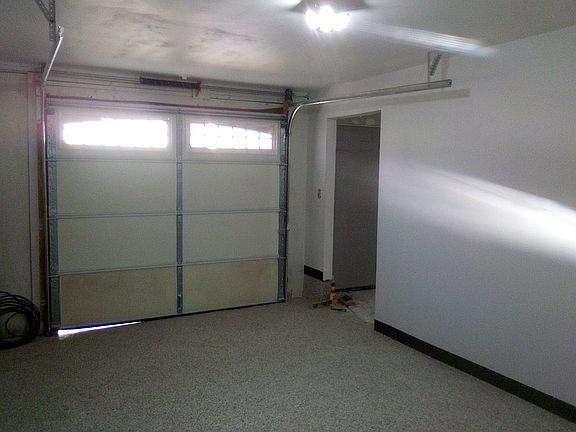 Garage/workshop