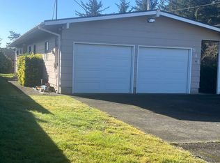 941 Hamilton Ave, Crescent City, CA 95531