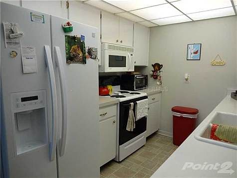 5th image of 504 Flintshire Ct Unit A