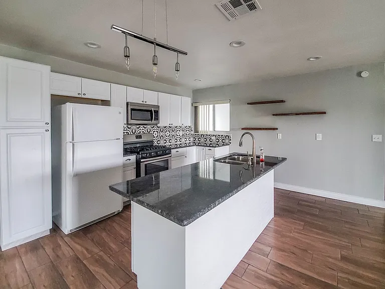 5132 Round Rock Dr — Photo 7