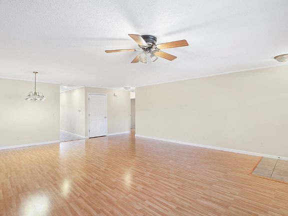 5th image of 100-102 Jones Blvd #102-A