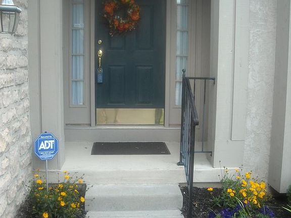 2nd image of 6006 Langton Cir