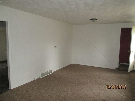3rd image of 1328 25th St
