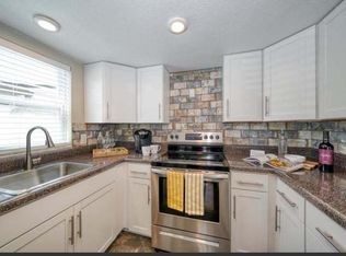 555 69th Ave APT 5, St Pete Beach, FL 33706
