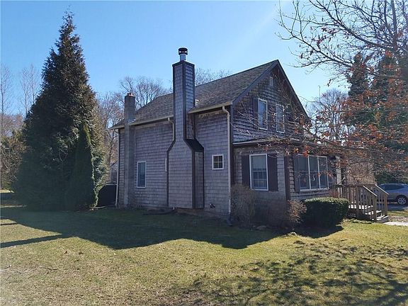 3rd image of 150 Pond St
