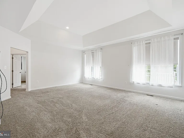 24267 Purple Finch Dr — Photo 4