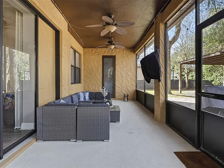 119 Elissar Dr — Photo 42