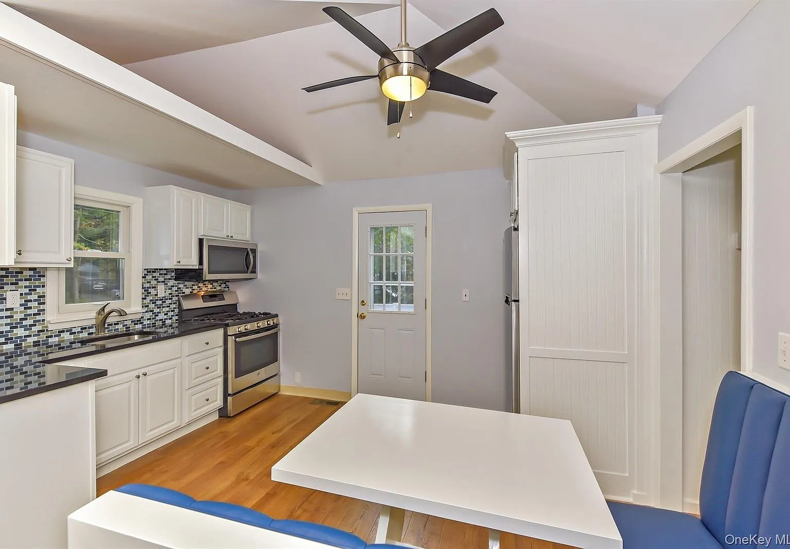 1 bed, 1.0 bath, 600 sqft, $2,850 — Photo 4
