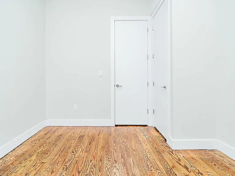 350 Palmetto St #2B — Photo 3