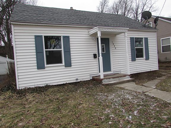 3rd image of 1020 Palmer Ave