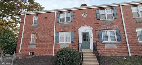 19 Auburn Ct #B Photo 1