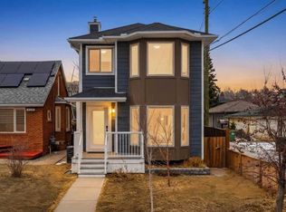 3426 SW 5th Ave NW, Calgary, AB T2N 0V6