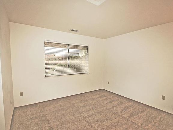 5th image of 920 5th St W Unit P
